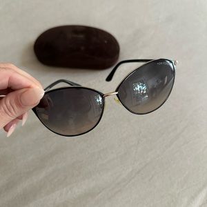 Tom Ford sunglasses. With case.